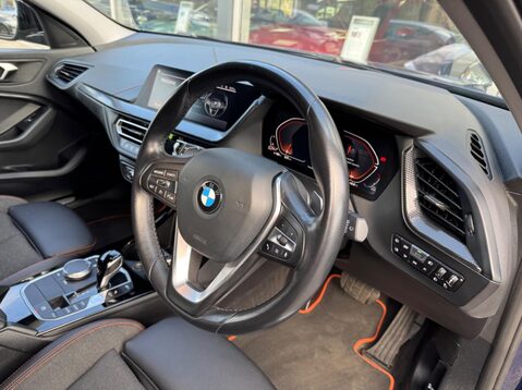 BMW 1 Series 120D SPORT 37