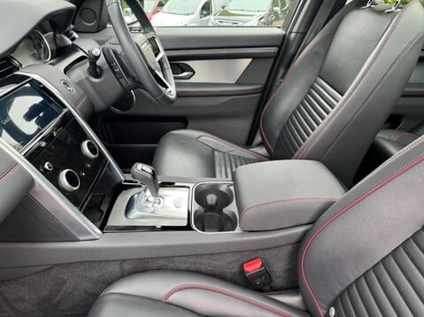 Land Rover Discovery Sport URBAN EDITION MHEV 40