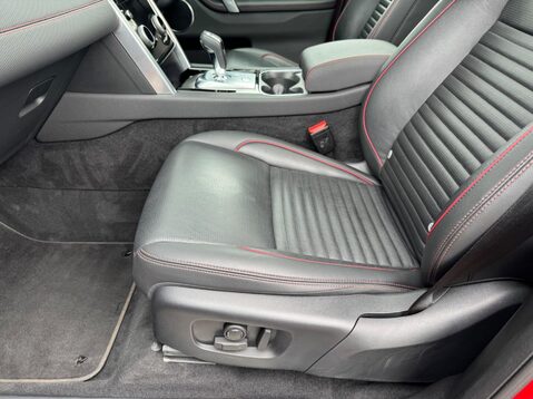 Land Rover Discovery Sport URBAN EDITION MHEV 41