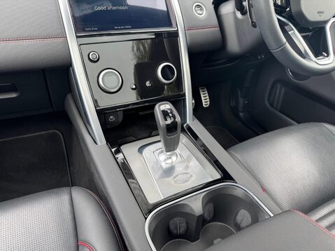 Land Rover Discovery Sport URBAN EDITION MHEV 32