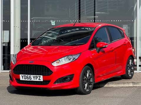 Ford Fiesta ST-LINE 4