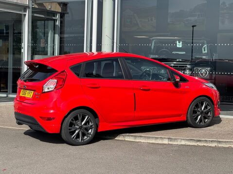 Ford Fiesta ST-LINE 9