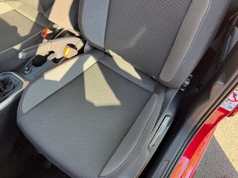 Volkswagen Polo LIFE 27