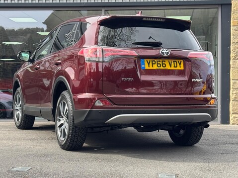 Toyota Rav4 D-4D BUSINESS EDITION TSS 8