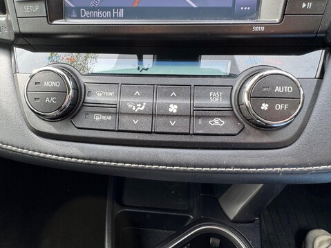 Toyota Rav4 D-4D BUSINESS EDITION TSS 27