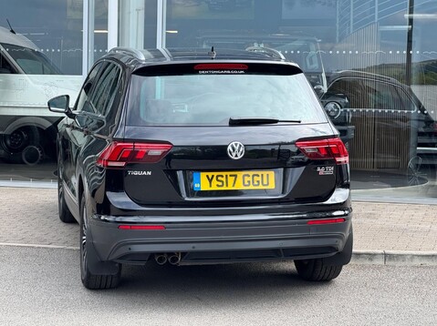 Volkswagen Tiguan SE NAV TDI BMT 4MOTION 8