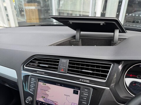 Volkswagen Tiguan SE NAV TDI BMT 4MOTION 20