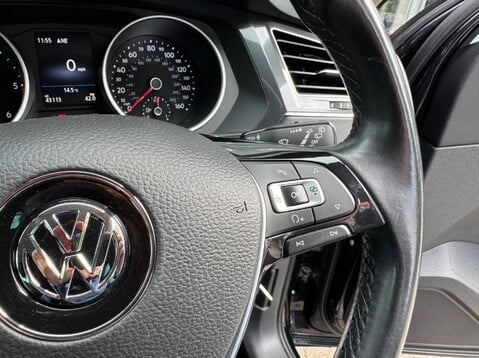 Volkswagen Tiguan SE NAV TDI BMT 4MOTION 24