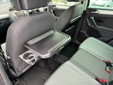 Volkswagen Tiguan SE NAV TDI BMT 4MOTION 42