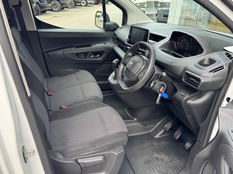 Peugeot Partner BLUEHDI PROFESSIONAL PREMIUM L1 15