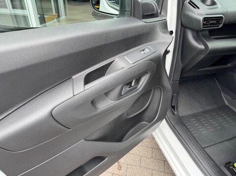 Peugeot Partner BLUEHDI PROFESSIONAL PREMIUM L1 18