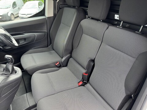 Peugeot Partner BLUEHDI PROFESSIONAL PREMIUM L1 21