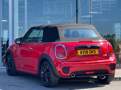 Mini Convertible COOPER 7