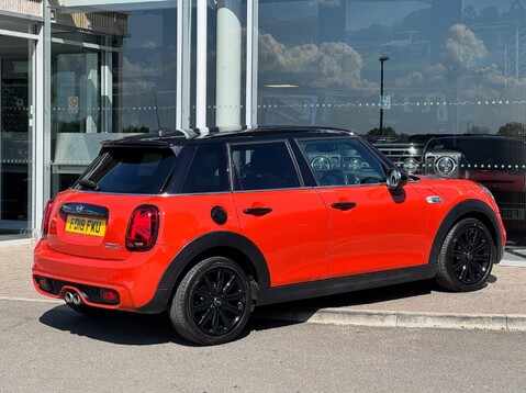 Mini Hatch COOPER S 11