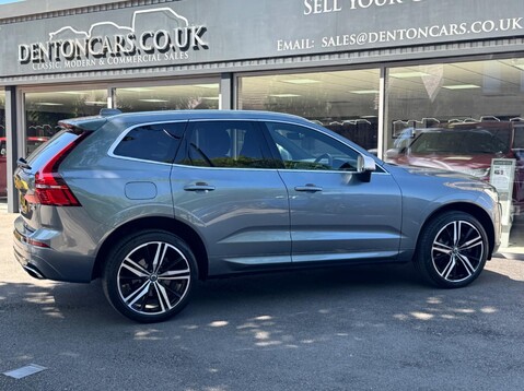 Volvo XC60 T5 R-DESIGN PRO AWD 10