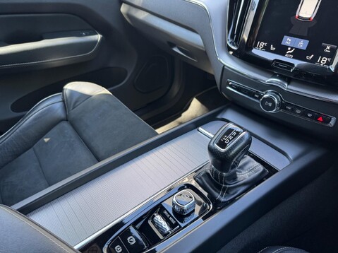 Volvo XC60 T5 R-DESIGN PRO AWD 50
