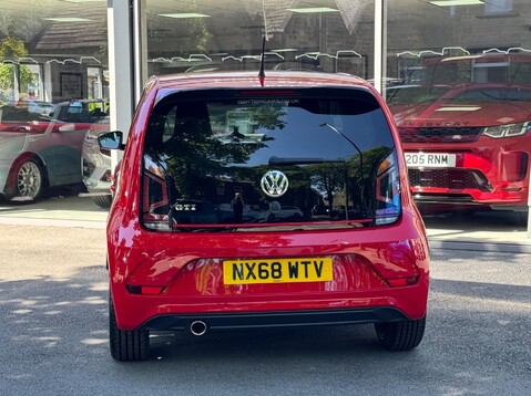 Volkswagen Up UP GTI 8