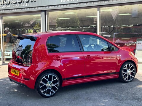 Volkswagen Up UP GTI 10