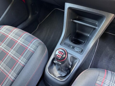 Volkswagen Up UP GTI 19