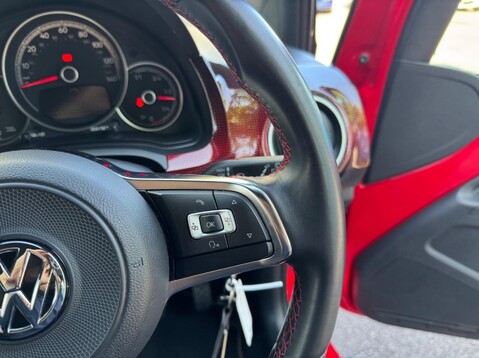 Volkswagen Up UP GTI 22