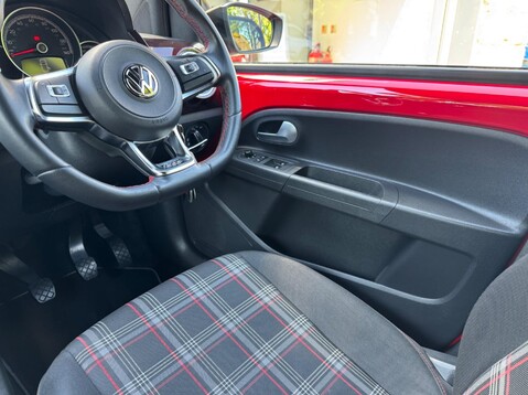 Volkswagen Up UP GTI 35
