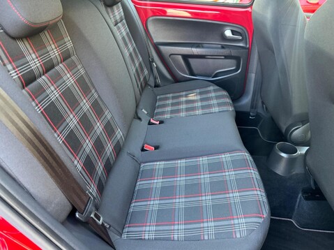Volkswagen Up UP GTI 39