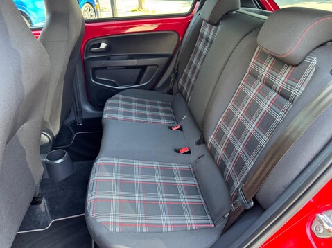 Volkswagen Up UP GTI 43