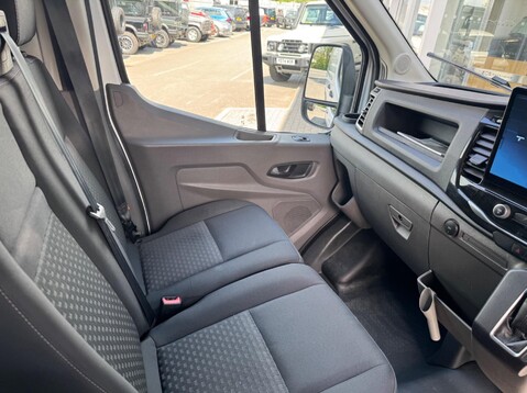 Ford Transit 350 LIMITED P/V ECOBLUE 27