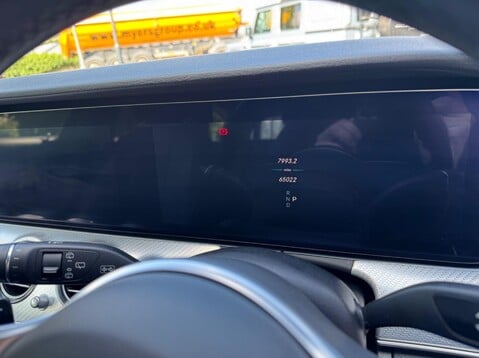 Mercedes-Benz E Class E 220 D SE 2