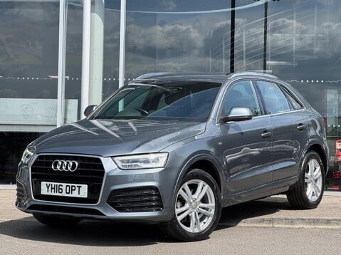 Audi Q3 TFSI S LINE 1