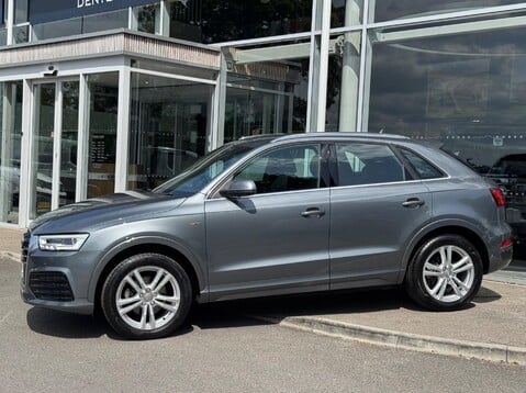 Audi Q3 TFSI S LINE 2