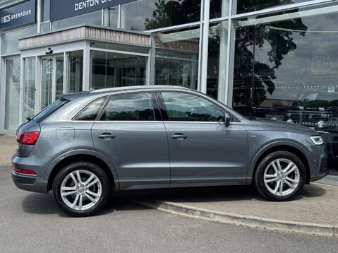 Audi Q3 TFSI S LINE 9