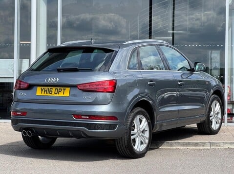 Audi Q3 TFSI S LINE 11