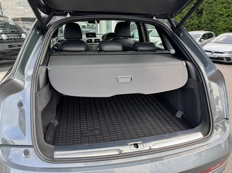 Audi Q3 TFSI S LINE 22