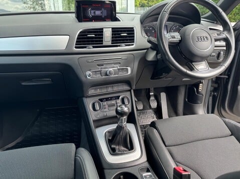 Audi Q3 TFSI S LINE 24