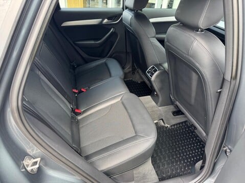 Audi Q3 TFSI S LINE 30