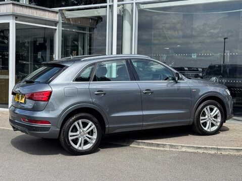 Audi Q3 TFSI S LINE 12