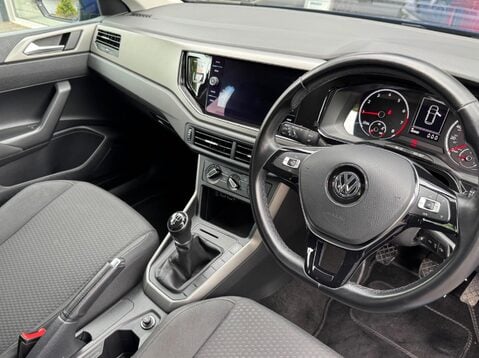 Volkswagen Polo SE EVO 40