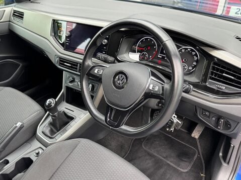 Volkswagen Polo SE EVO 41