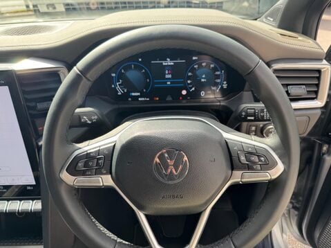 Volkswagen Amarok DC TDI STYLE 4MOTION 19