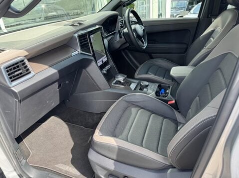 Volkswagen Amarok DC TDI STYLE 4MOTION 28