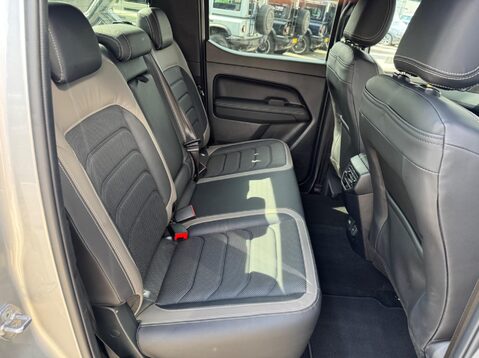 Volkswagen Amarok DC TDI STYLE 4MOTION 36
