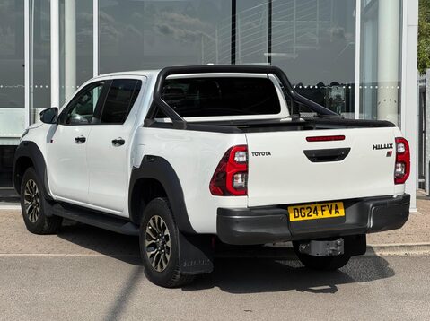 Toyota Hilux GR SPORT 4WD D-4D DCB 7
