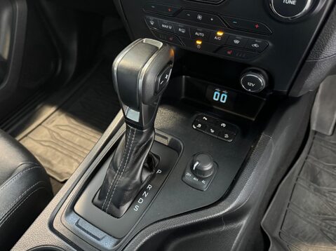 Ford Ranger LIMITED ECOBLUE 39