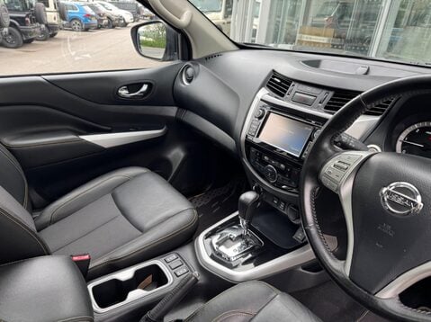 Nissan Navara DCI N-GUARD SHR DCB 26
