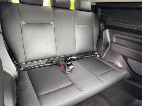 Land Rover Defender HARD TOP HSE 3