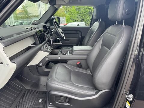 Land Rover Defender HARD TOP HSE 27