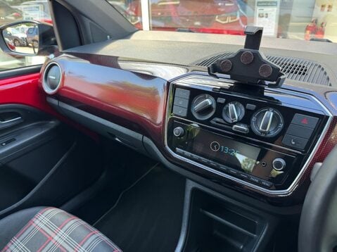 Volkswagen Up UP GTI 25