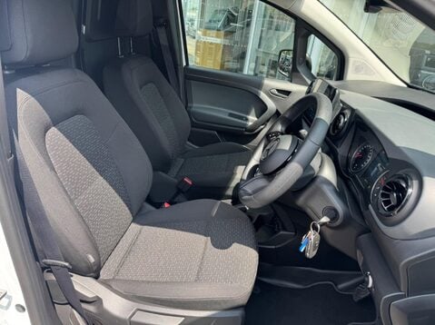 Mercedes-Benz Citan 110 BASE L1 16