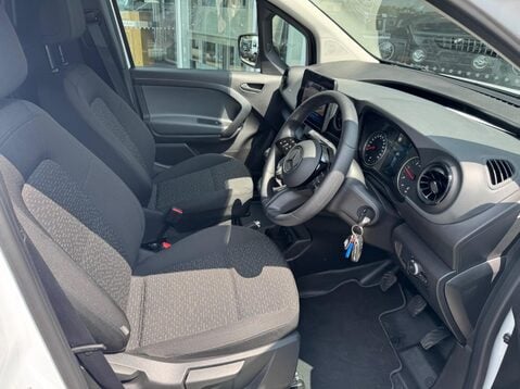 Mercedes-Benz Citan 110 BASE L1 18